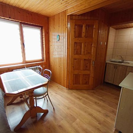 Cottage house Jaremtsche Exterior foto