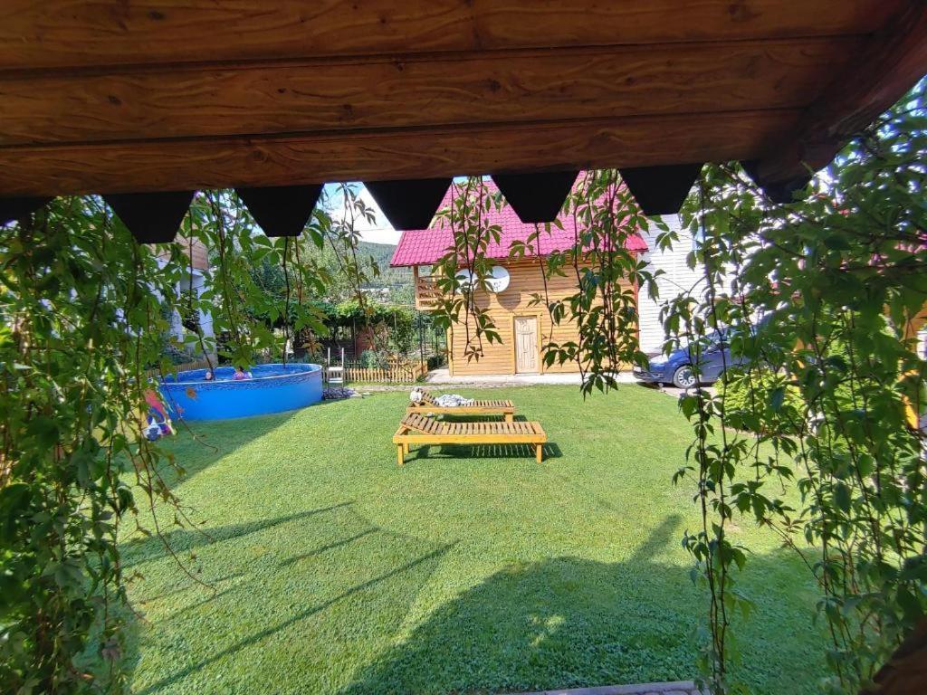 Cottage house Jaremtsche Exterior foto